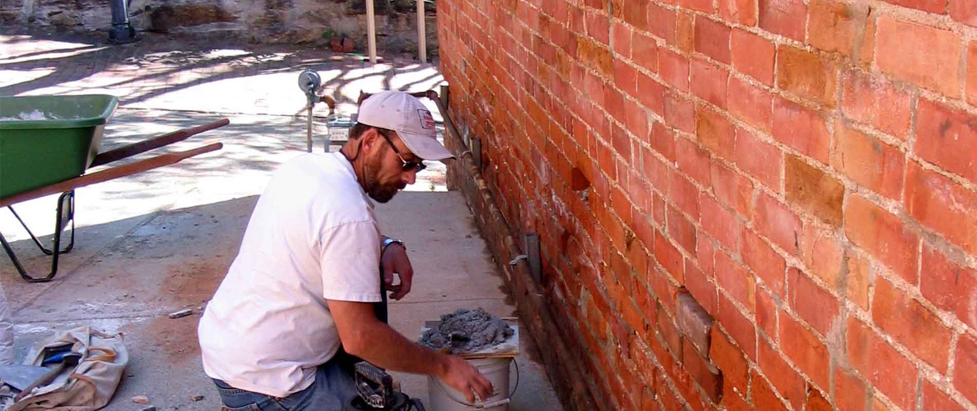 Repointing Building Walls